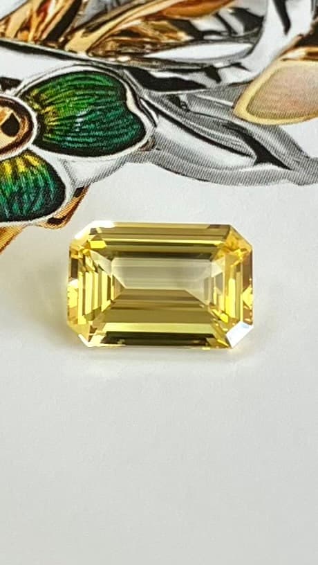 yellow sapphire 3.00 ct