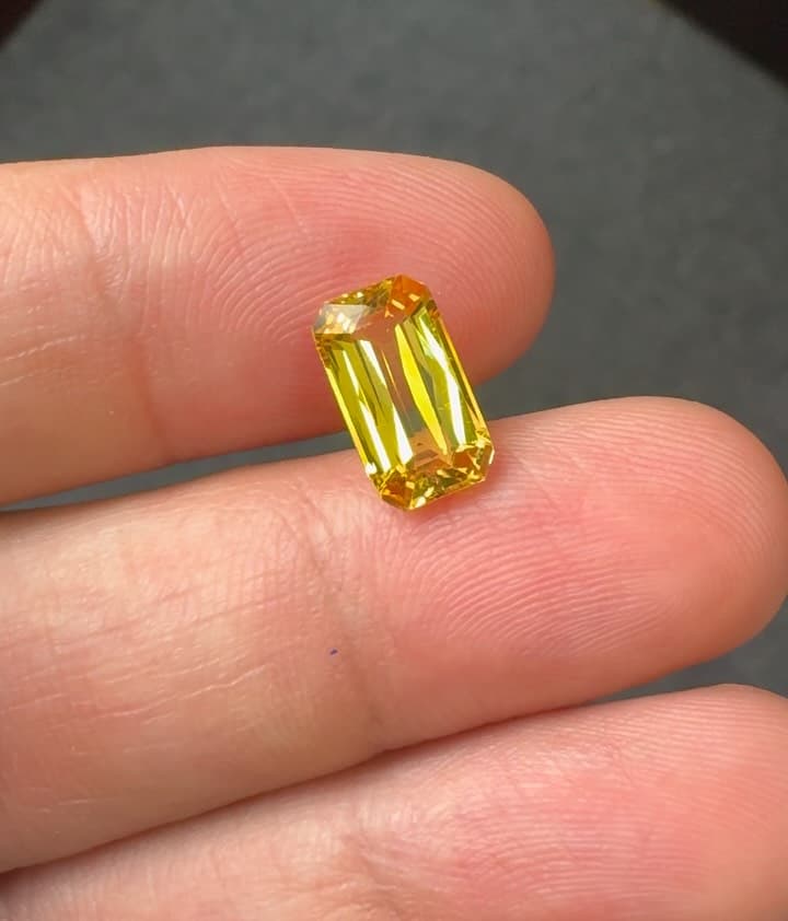 Tourmaline 0.00 ct