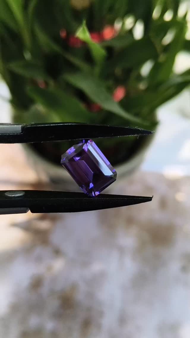 Spinel 0.00 ct
