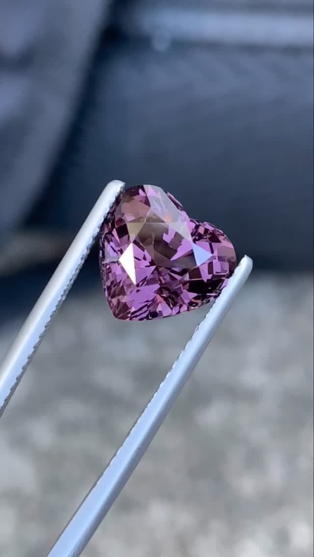 Amethyst 0.00 ct