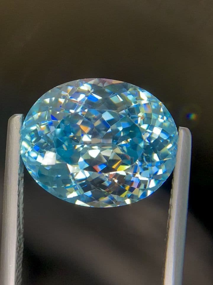 Zircon 0.00 ct
